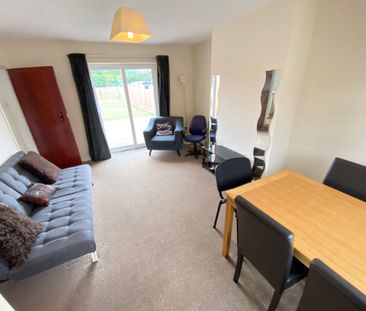 4 Bed Student Accommodation - Photo 5