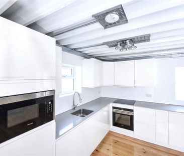 Studio to rent - Photo 3