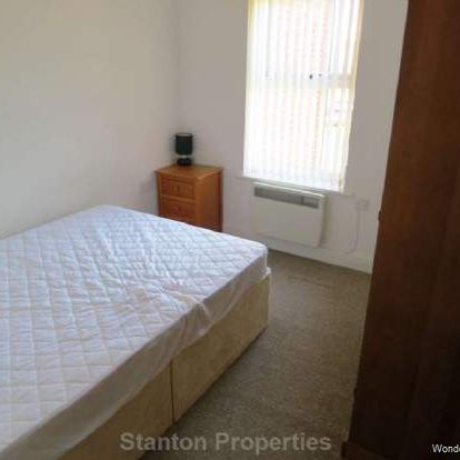 2 bedroom property to rent in Stockport - Photo 1