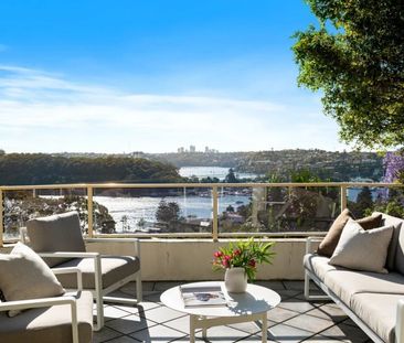 Renovated Home With Spectacular 180° Harbour & City Views - Photo 4