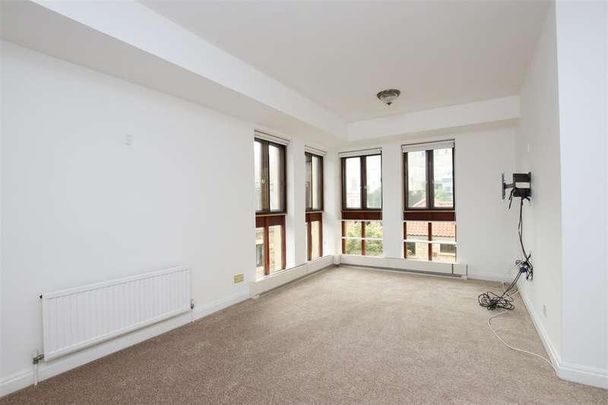 Grove Street, Bath, BA2 - Photo 1