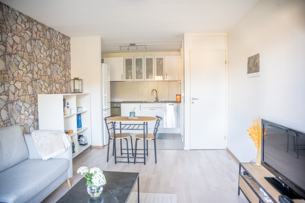 Laboratorvägen, Segeltorp - Foto 1