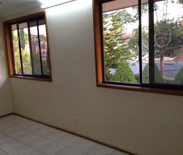 Merrylands - Photo 4