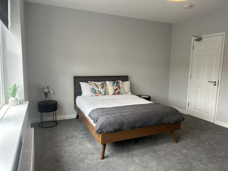 5 bedroom house to rent - Photo 3