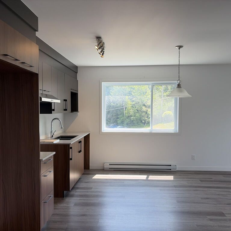 31/2 MODERNE - Photo 1