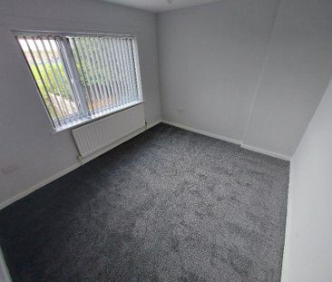 2 bedroom semi-detached house to rent - Photo 2