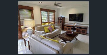 EDMONTON'S BEST KEPT SECRET - Photo 4