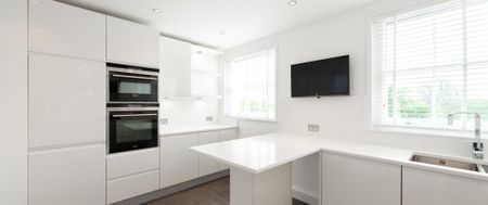 4 bedroom apartment to rent - Photo 4