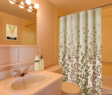 One Bedroom - Photo 5