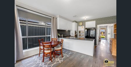 House for Rent- Modern, Stylish & Fully Furnished - Photo 3