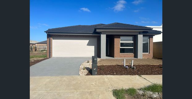 HOME IN POPULAR ESTATE - Photo 1