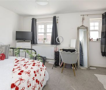 A well-presented two bedroom mid-terrace on the popular modern deve... - Photo 5