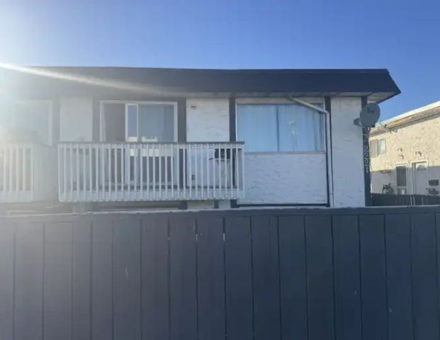 Bright three bedroom upper unit | 2221 48 Street Southeast, Calgary - Photo 1