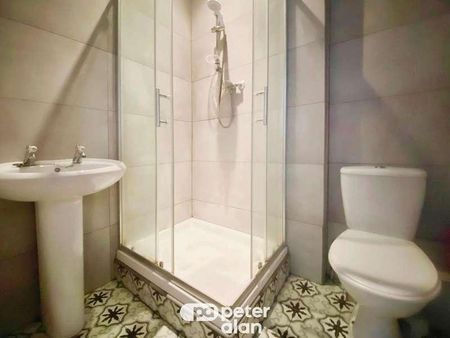 Donald Street, Cardiff, CF24 - Photo 2