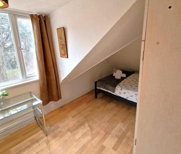13 bedroom house share to rent - Photo 6