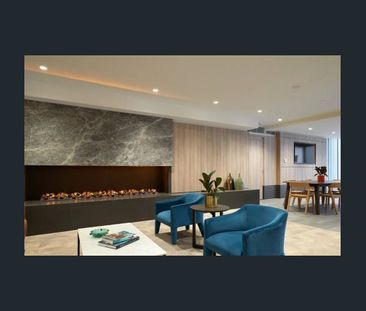 Contemporary City-Edge Apartment with Parking, Pool & Gym - Photo 1