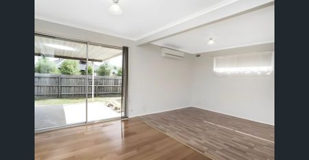 Spacious Modern Home in a Prime Gladstone Park Location - Photo 3