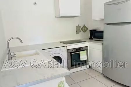 Location Appartement 2 pièces 43m² HYERES 83400 - Photo 5