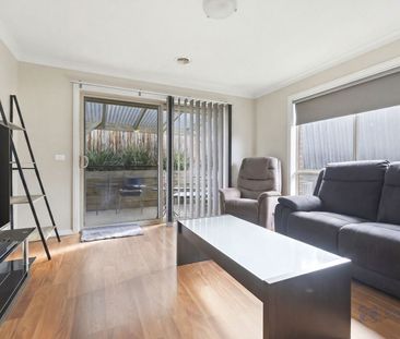 3 bedroom home - Photo 1