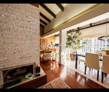 Casa com 3 quartos e 326m² para alugar em Ipanema, Porto Alegre. - Photo 1