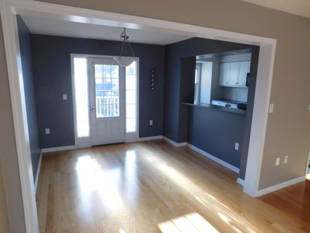 For Lease - 575 Speyer Circle, Milton, Ontario - Photo 3