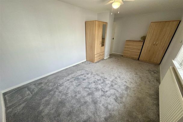 Colne Avenue, SO16 - Photo 1