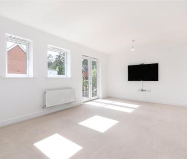 4 bedroom detached house to rent - Photo 1