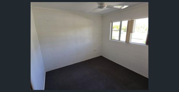 Charming Beachside Retreat Awaits You - Photo 1