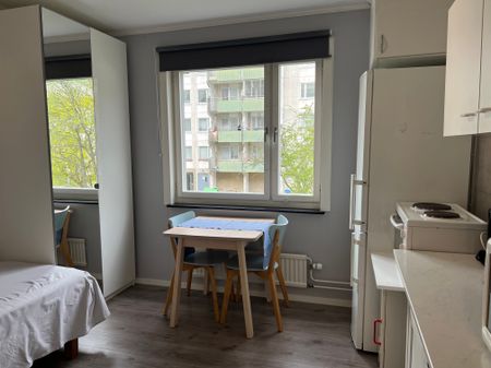 Skäftingebacken, Spånga - Foto 2