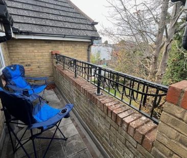 2 bedroom flat share to rent - Photo 1