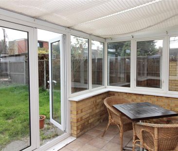 2 bedroom semi-detached house to rent - Photo 6