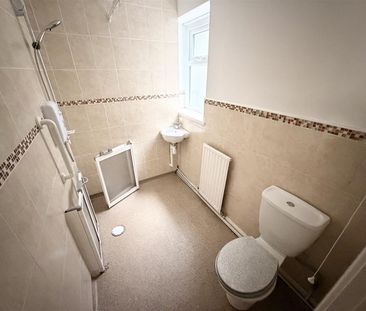 Flat For Rent Robert Street, Pontypridd - Photo 4