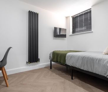 6 bedroom house to rent - Photo 4