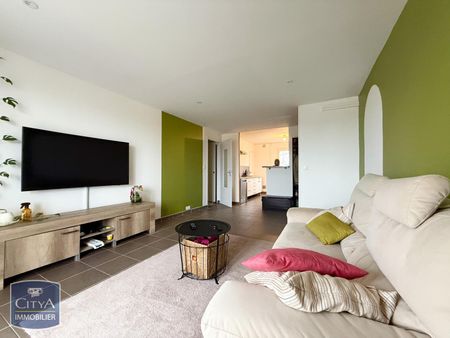 Location Appartement 69m² VILLARS LES DOMBES 01330 - Photo 2