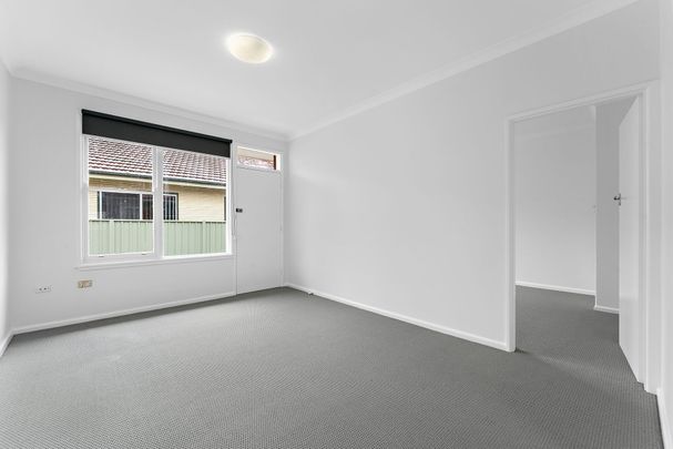 Refreshed One Bedroom Unit In Quiet Location - Photo 1