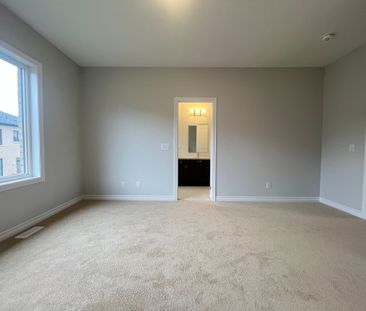 For Lease - 25 Freeman Williams Street, Markham, Ontario - Photo 2