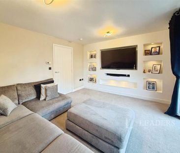 3 bedroom semi-detached house to rent - Photo 1