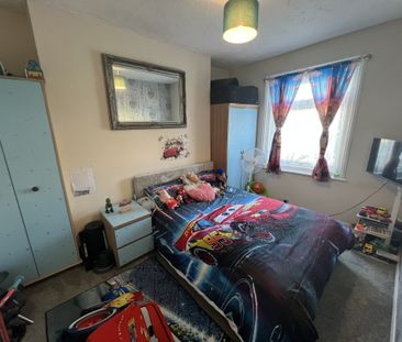 South Terrace, Hastings - Photo 6