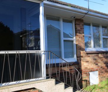 Very tidy two bedroom unit - Photo 1