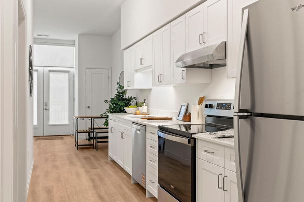 For Lease - 351 Hill Street Unit# 103, London East, Ontario - Photo 1
