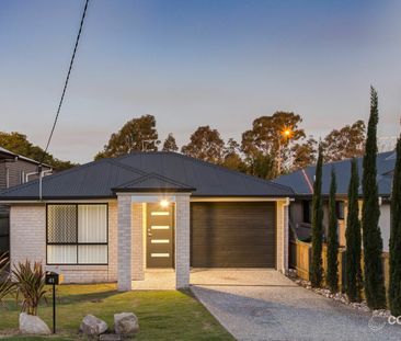 Excellent Location – Beautifully Presented Family Home - Photo 6