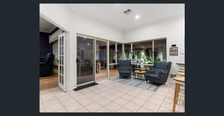 SECLUDED FAMILY HOME NEAR BEACH AND GOLFCOURSE - Photo 5