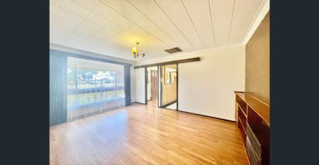 3 bedrooms home in the Heart of Paralowie - Photo 3