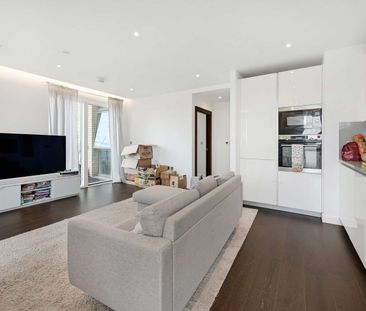 Two bed, 2 bathroom flat located in Nine Elms - Photo 3