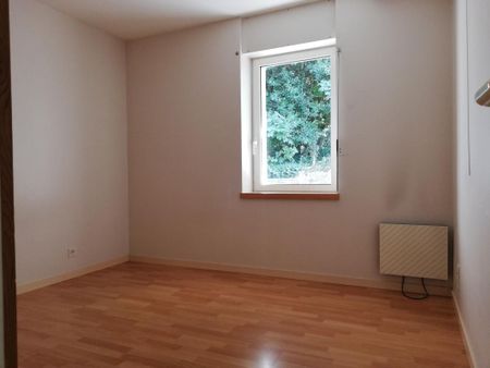 Location Appartement 3 pièces 57m² AIRE SUR L ADOUR 40800 - Photo 4