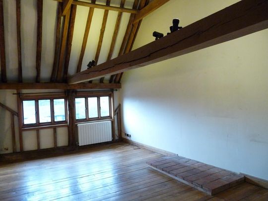 3 bedroom barn conversion to rent - Photo 1