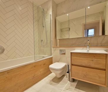 3 bedroom terraced house to rent - Photo 5