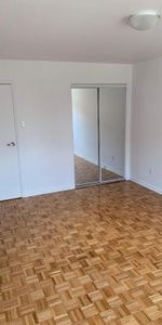 1 CH - 1 SDB - Montréal - $1,200 /mo - Photo 3