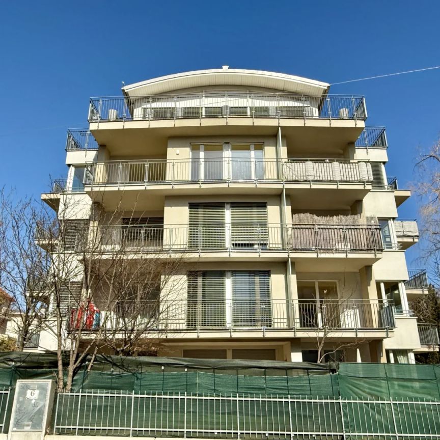 Großzügige 4-Zimmer Wohnung in toller Lage in Wien Döbling - ab sofort beziehbar! - Photo 1