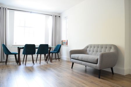 Studio Flat, Howitt Close, NW3 - Photo 5